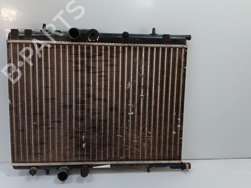 water-radiator-peugeot-307-break-3e-2002-2003-2004-2005-2006-2007-2008-2009-31670147 main image