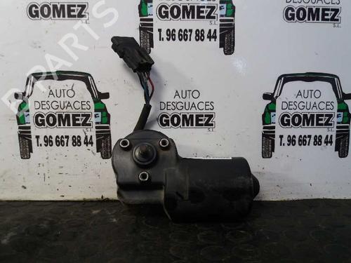Used Front wiper motor RENAULT CLIO II (BB_, CB_) 1.2 (BB0A, BB0F, BB10, BB1K, BB28, BB2D, BB2H, CB0A,... (58 hp) 12691777