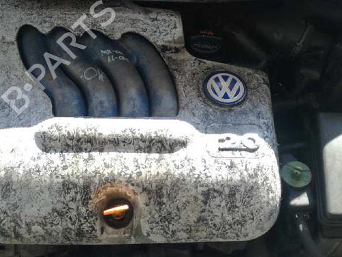 Parafango anteriore destro VW NEW BEETLE (9C1, 1C1) 2.0 | BP12733872C42 