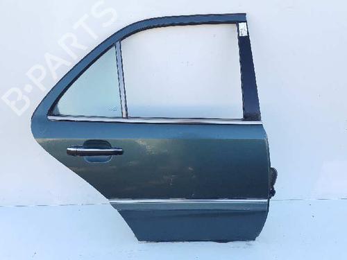 Used Right rear door MERCEDES-BENZ C-CLASS (W202) C 220 D (202.121) (95 hp) 12787214