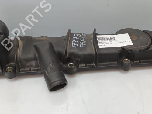 Used Valve cover Valve cover PEUGEOT PARTNER MPV (5_, G_) 1.9 D (69 hp) 33832744 33832744