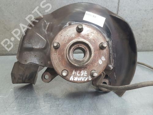 Used Right front steering knuckle TOYOTA CAMRY (_V1_) 3.0 (VCV10_, VCV10R) (188 hp) 12751957