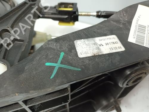Gear lever NISSAN QASHQAI II (J11, J11_)  | BP24123781M90 