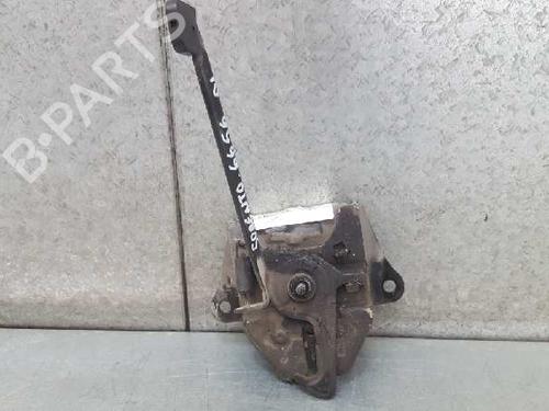 Used Hood lock KIA SORENTO I (JC) 2.5 CRDi 4WD (140 hp) 12739124