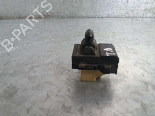 Used Right rear window switch Right rear window switch CHRYSLER STRATUS (JA) 2.0 LE (131 hp) 12701984 12701984