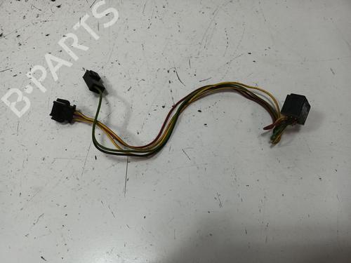 Used Left rear window switch AUDI 100 C4 Saloon (4A2) 2.6 (150 hp) 15959620