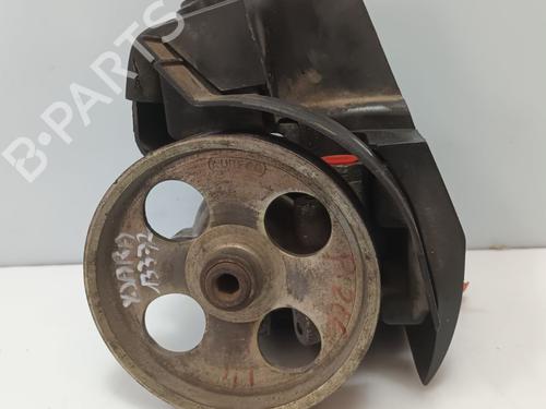 Used Steering pump Steering pump CITROËN XSARA (N1) 2.0 HDi 109 (109 hp) 33890613 33890613