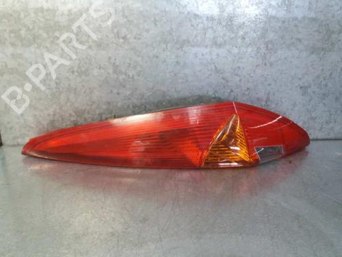 Used Right taillight FIAT PUNTO (188_) 1.9 DS 60 (188.031, .051, .231, .251) (60 hp) 12699058