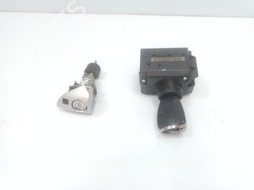 Used Electronic module Electronic module MERCEDES-BENZ C-CLASS (W203) C 180 Kompressor (203.046) (143 hp) 35812005 35812005