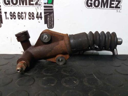 Used Clutch slave cylinder FIAT GRANDE PUNTO (199_) 1.4 16V (199BXG1B, 199AXG1B) (95 hp) 13987783