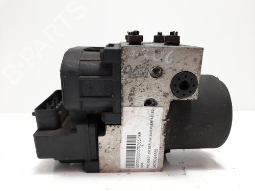 Used ABS pump PEUGEOT 306 Hatchback (7A, 7C, N3, N5) 2.0 XSi (121 hp) 12770984