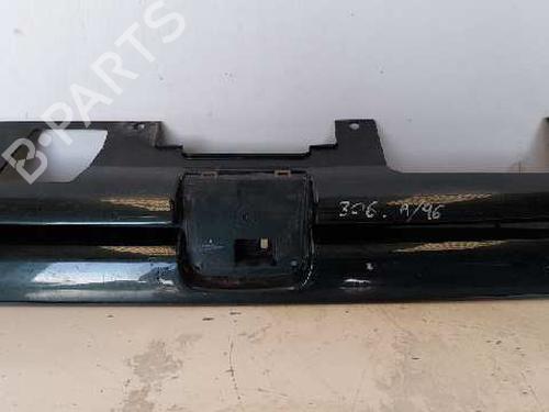 Front grille PEUGEOT 306 (7B, N3, N5) 1.9 SLD (68 hp) 12765237