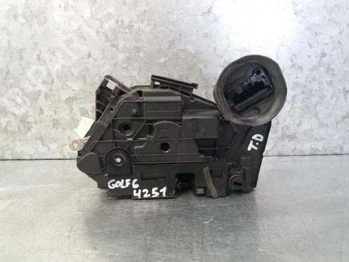 Rear right lock VW GOLF VI (5K1) 1.6 TDI | BP12704658C99 