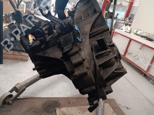 Gearbox FORD TOURNEO CONNECT 1.8 TDCi | BP26957766M3 