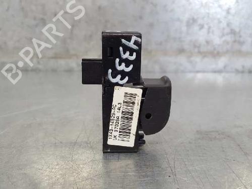 Left front window switch JAGUAR X-TYPE I Estate (X400) 2.5 | BP12705465I27 