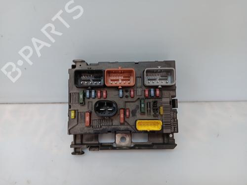 Used Fuse box PEUGEOT 307 (3A/C) [2000-2012]  28000315