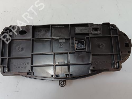 Climate control TOYOTA YARIS (_P13_) 1.5 Hybrid (NHP130_) | BP21377750I5 