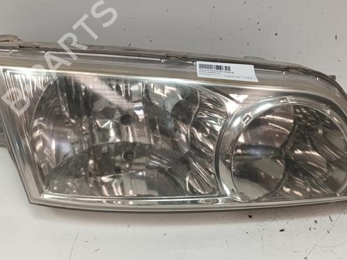 Used Right headlight HYUNDAI H-1 / STAREX Bus (A1) 2.5 TD 4WD (99 hp) 14748996