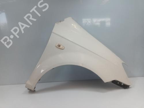 Used Right front fenders Right front fenders HYUNDAI GETZ (TB) 1.4 i (97 hp) 35904864 35904864