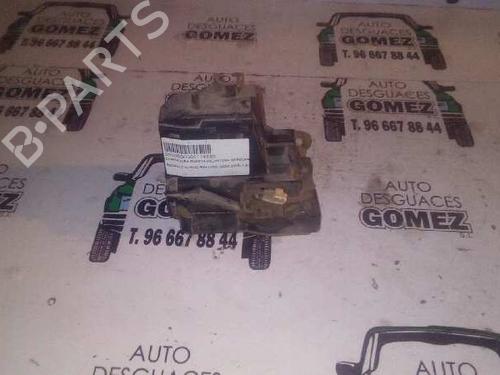 Serrure avant droite RENAULT SCÉNIC I MPV (JA0/1_, FA0_) 1.9 dCi RX4 (102 hp) 12692630