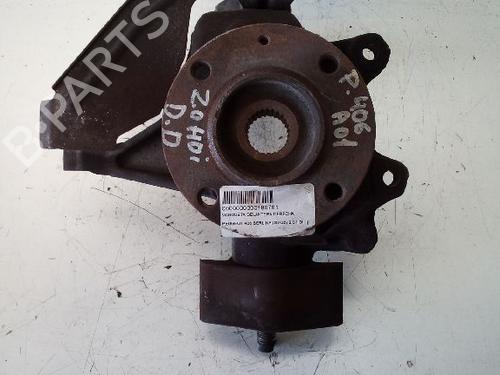 Used Right front steering knuckle PEUGEOT 406 (8B) 2.0 HDI 110 (109 hp) 12726638