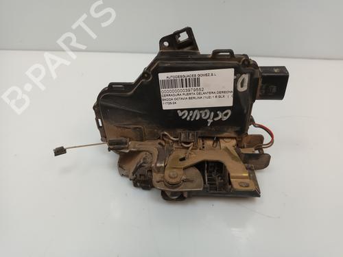 Used Front right lock SKODA OCTAVIA I Combi (1U5) 1.6 (75 hp) 19108066