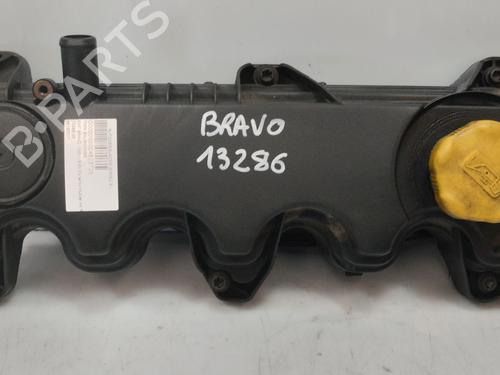 Used Valve cover FIAT BRAVO II (198_) 1.9 D Multijet (198AXB1A) (120 hp) 32393353