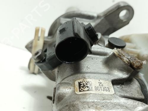 Brake master cylinder SEAT LEON ST (5F8)  | BP12792068M77