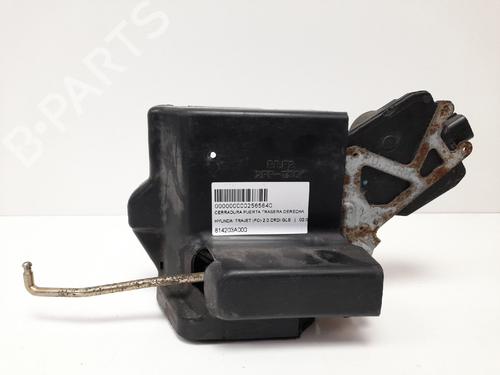 Used Rear right lock HYUNDAI TRAJET (FO) 2.0 CRDi (113 hp) 12766498