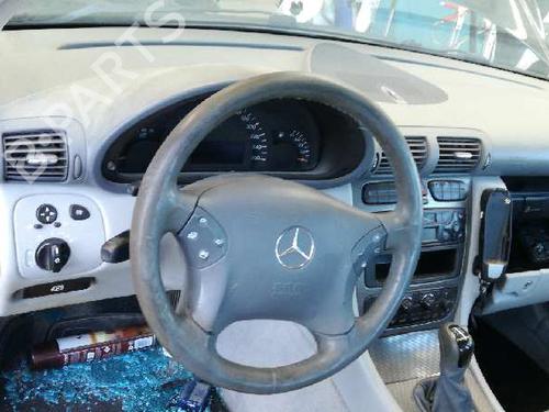 Left rear steering knuckle MERCEDES-BENZ C-CLASS (W203) C 200 Kompressor (203.042) | BP18331418M27 
