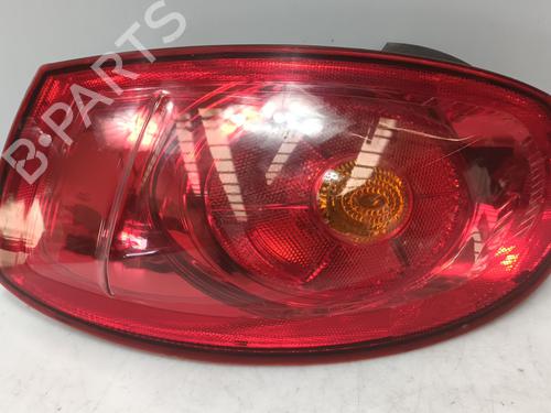 Feu arrière gauche FIAT BRAVO II (198_) 1.9 D Multijet (198AXB1A) (120 hp) 32250477