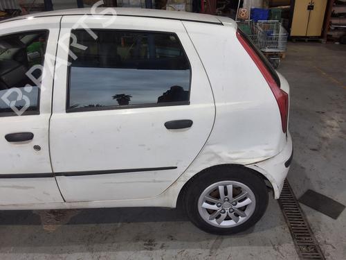 Engine control unit (ECU) FIAT PUNTO Hatchback Van (188_) 1.2 60 | BP32164462M57