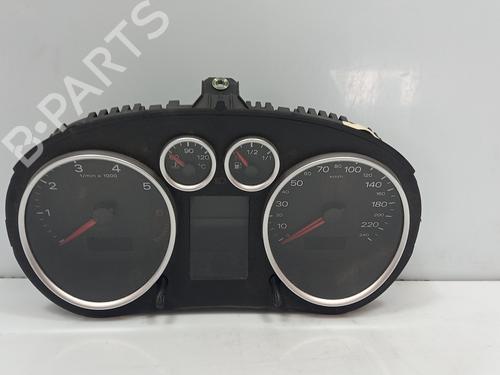 Used Instrument cluster Instrument cluster AUDI A2 (8Z0) 1.4 (75 hp) 36677116 36677116