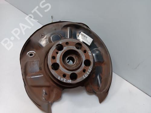 Used Left rear steering knuckle Left rear steering knuckle MERCEDES-BENZ C-CLASS (W203) C 270 CDI (203.016) (170 hp) 34437012 34437012