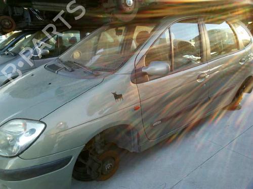 Højre Foran Tågelygte RENAULT SCÉNIC I MPV (JA0/1_, FA0_) 1.9 dCi (JA05, JA1F) | BP12776983C31 