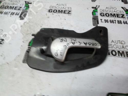 Used Front right interior door handle Front right interior door handle OPEL CORSA C (X01) 1.2 (F08, F68) (75 hp) 12797674 12797674