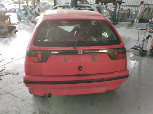Right front indicator SEAT IBIZA II (6K1) 1.6 i | BP16301758C33