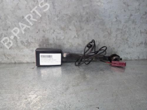 Used Seat buckle FORD FIESTA VI (CB1, CCN) 1.6 TDCi (90 hp) 13968174