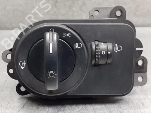 Used Headlight switch FORD FIESTA V (JH_, JD_) 1.4 TDCi (68 hp) 12754938
