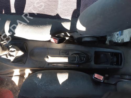 Headlight switch FORD FOCUS I (DAW, DBW) 1.8 Turbo DI / TDDi | BP30891948I24