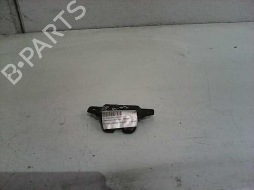 Used Tailgate lock PEUGEOT 406 (8B) 1.8 BiFuel (116 hp) 12726431