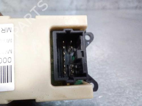 Right front window switch MITSUBISHI DELICA / SPACE GEAR  | BP12856489I26