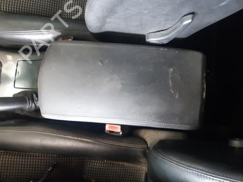 Fuse box PEUGEOT 407 (6D_) | BP31127006E1