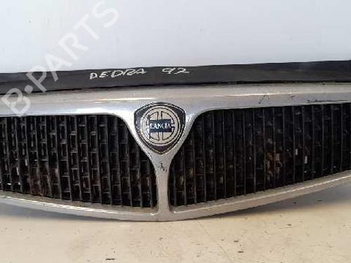 Grille LANCIA DEDRA (835_) 1.6 i.e. (835AA) (90 hp) 12765200