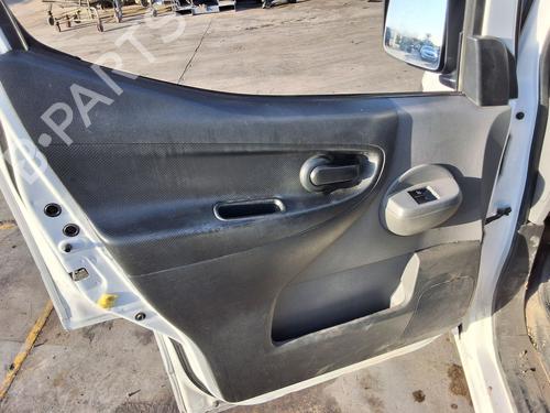 Headlight switch NISSAN NV200 / EVALIA Bus | BP31887651I24
