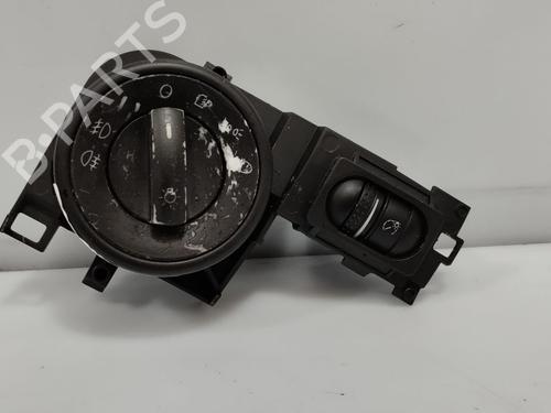 headlight-switch-vw-touareg-7la-7l6-7l7-2002-2003-2004-2005-2006-2007-2008-2009-2010-2011-2012-2013-32317116 main image