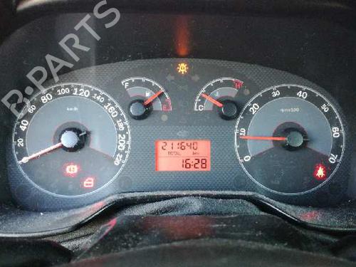 Instrument cluster FIAT LINEA (323_, 110_) 1.3 D Multijet (323AXB11, 323AXB1A) | BP12718890C47 