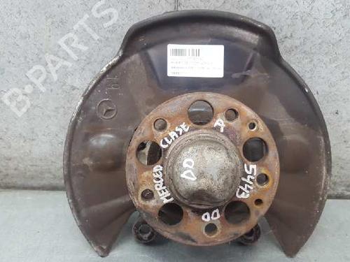 Fusee rechts voor MERCEDES-BENZ A-CLASS (W168) A 190 (168.032, 168.132) (125 hp) 12716155