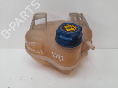 Used Expansion tank FIAT GRANDE PUNTO (199_) 1.4 (199AXB11, 199AXB1A, 199BXB1A, 199AXL1A) (77 hp) 12773395