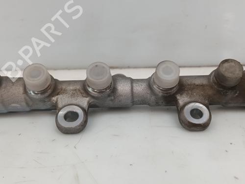 Used Injection rail PEUGEOT 308 II (LB_, LP_, LW_, LH_, L3_) [2013-2021]  26954865